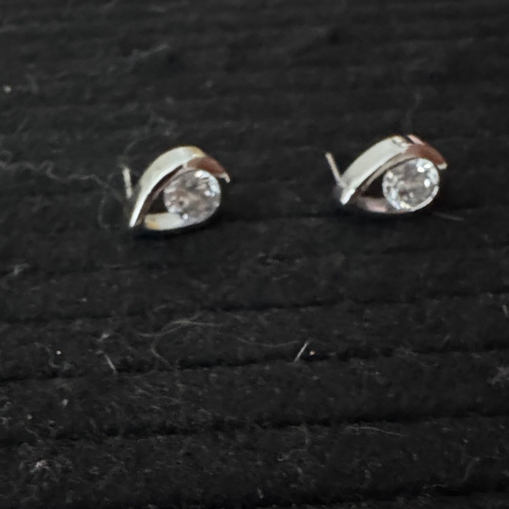 Tear Drop Silver Tone Clear Stone Stud Post Earrings